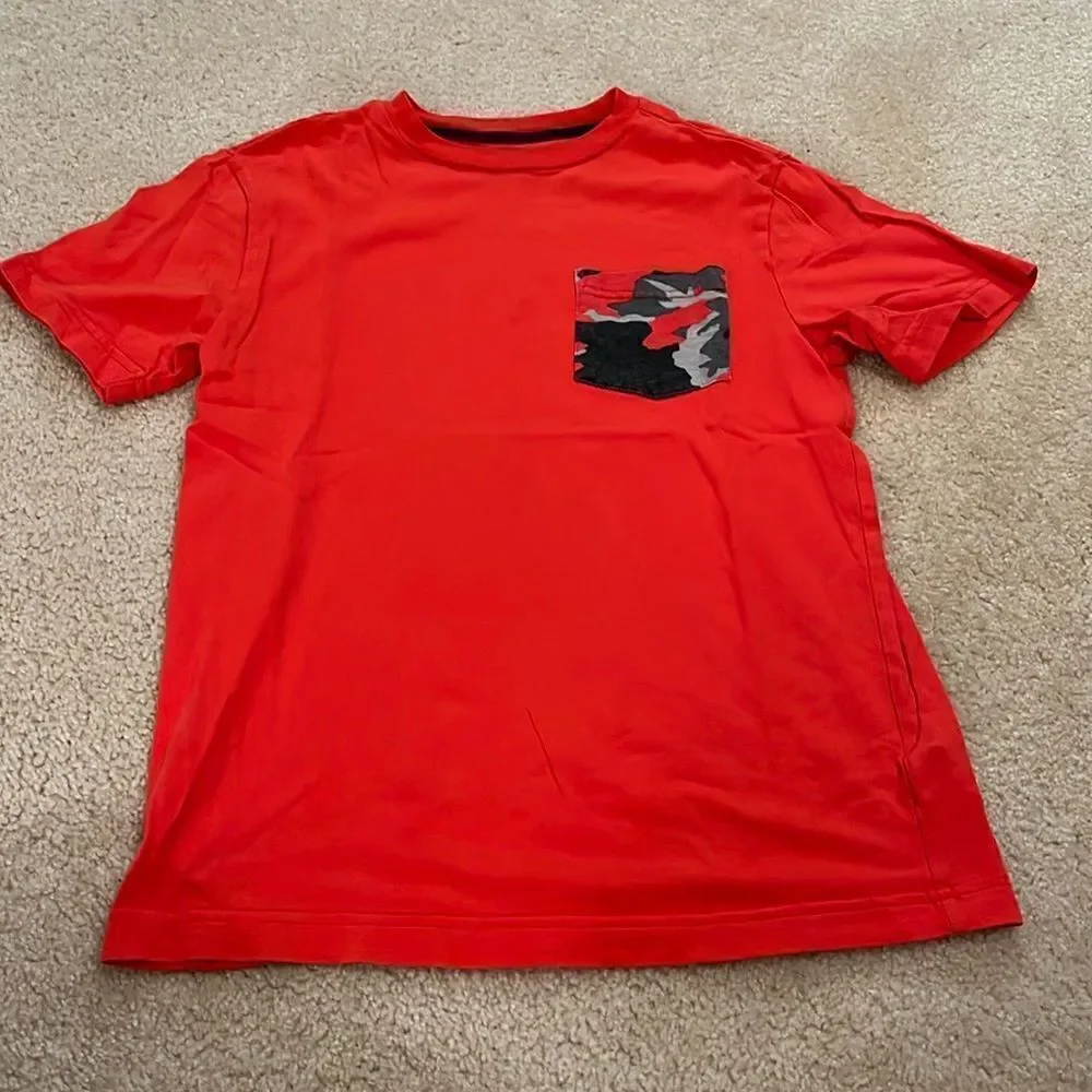 OLD NAVY SIZE LARGE 10/12 KIDS SHIRT